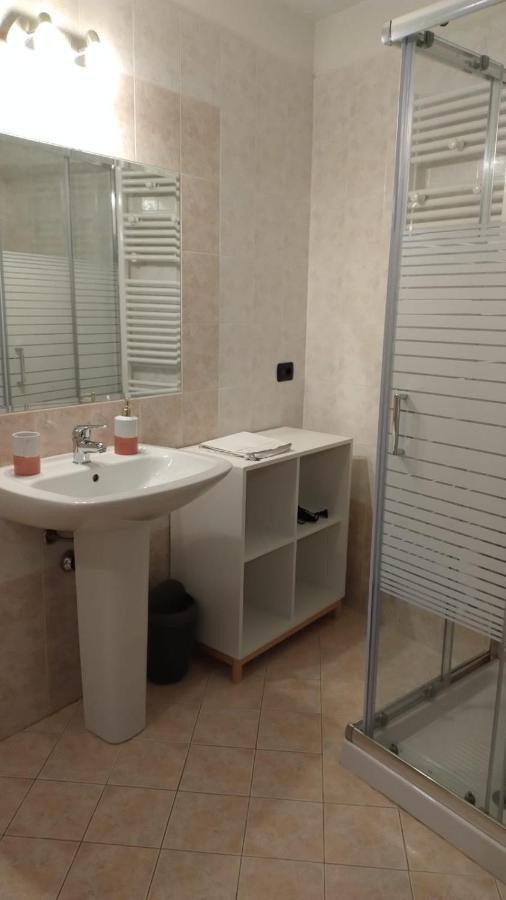 B&B Agora' Gardone Riviera Eksteriør billede