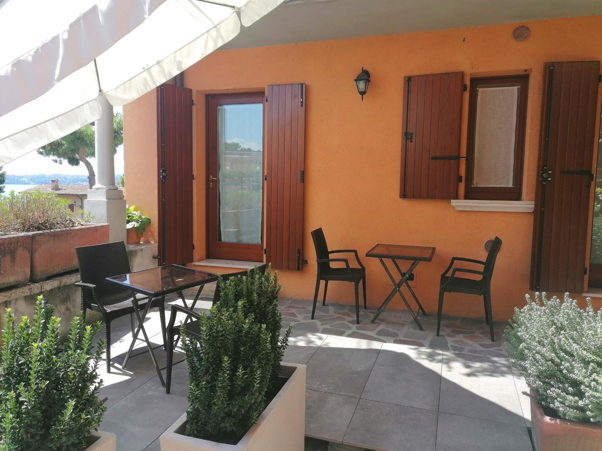 B&B Agora' Gardone Riviera Eksteriør billede