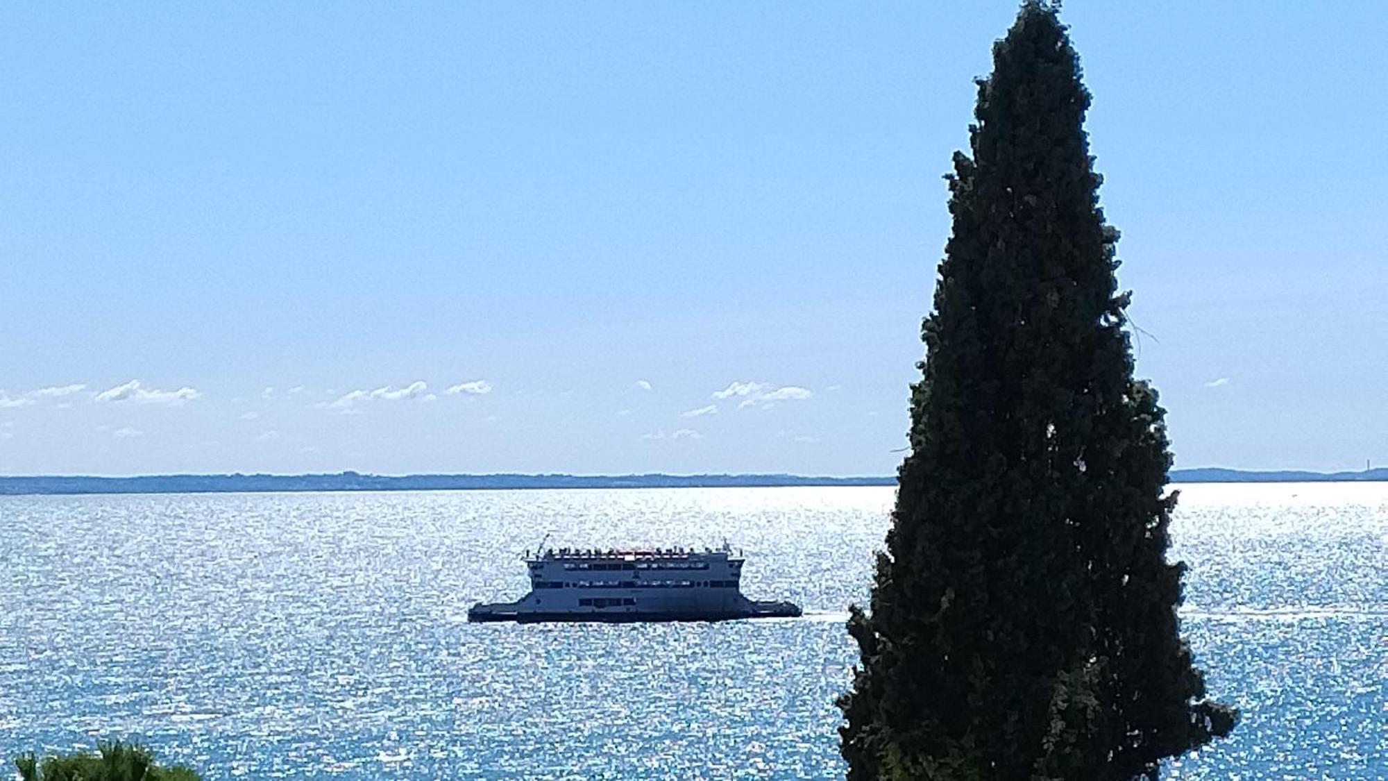B&B Agora' Gardone Riviera Eksteriør billede